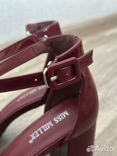 Туфли бордовые устойчивый каблук 38
