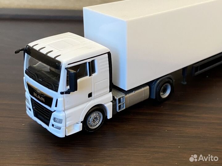 1:87 Модель грузовика MAN от Herpa