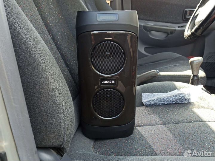 Беспроводная блютуз колонка