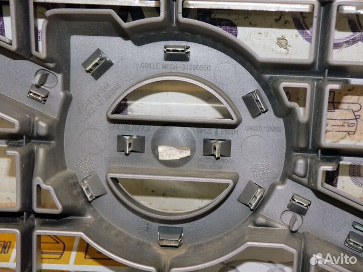 Решетка радиатора Вольво XC90