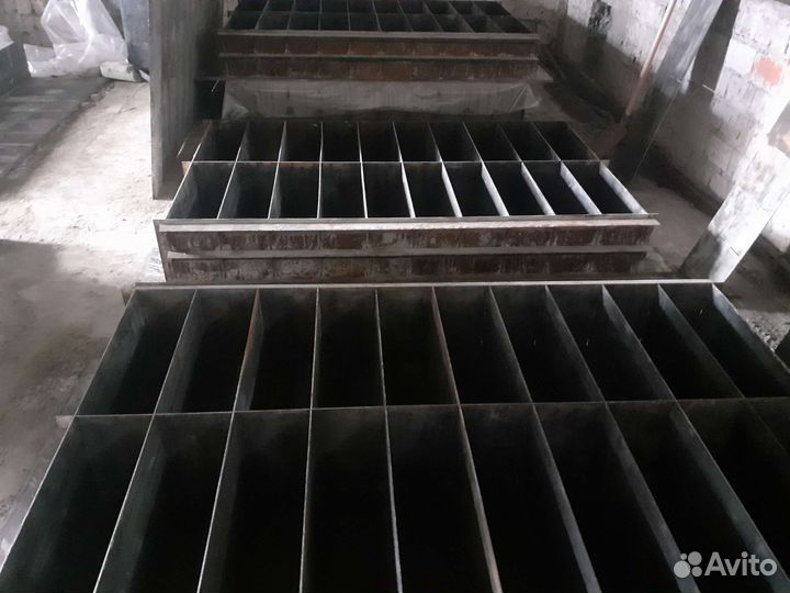 Продам 9 комплектов форм для пеноблоков