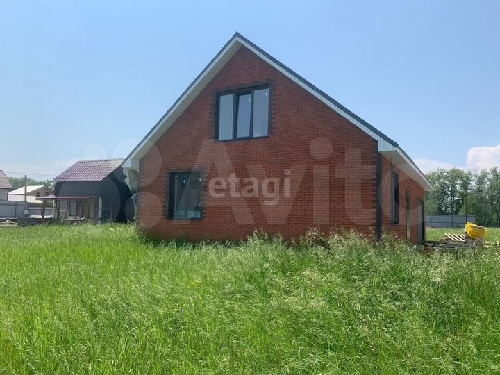 Дом 158,9 м² на участке 6,4 сот.