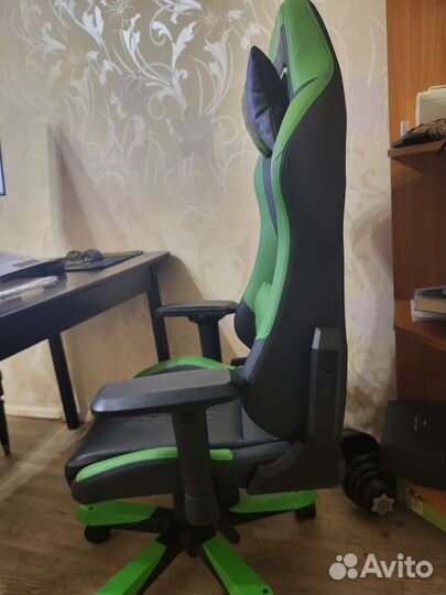 Кресло компьютерное игровое DXRacer Iron