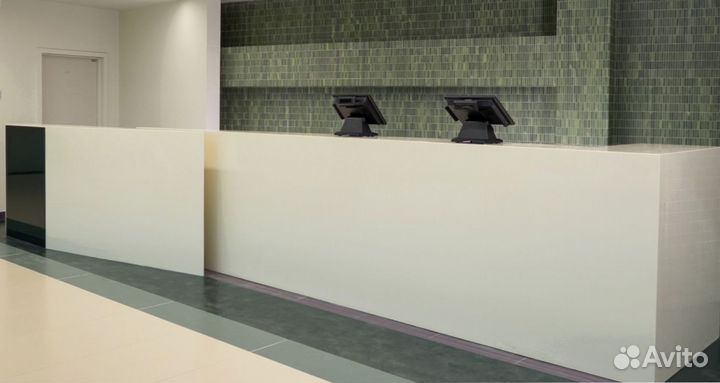 Ресепшн для клиники кварцевого агломерата