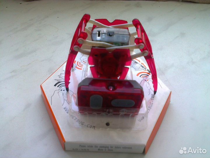 Робот игрушка