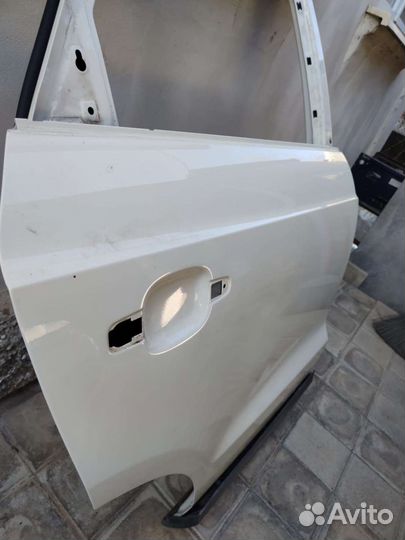 Дверь задняя правая audi q3