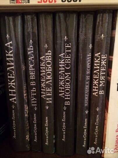 Продам книги