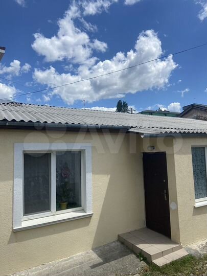 4-к. квартира, 80 м², 1/1 эт.