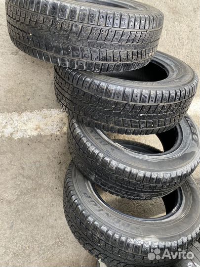 Dunlop Winter Maxx 215/65 R16
