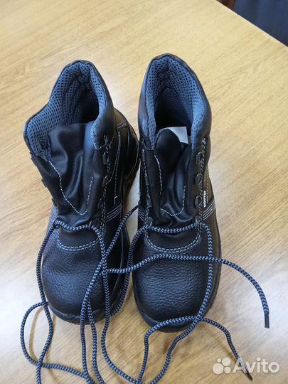 Ботинки рабочие р.37 кожа