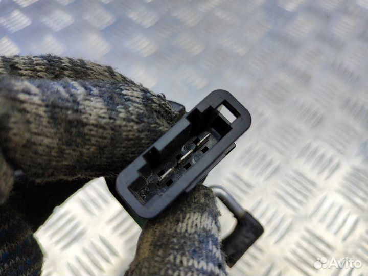 Замок багажника Volkswagen Touareg 3.6 BHK 280 Л.С