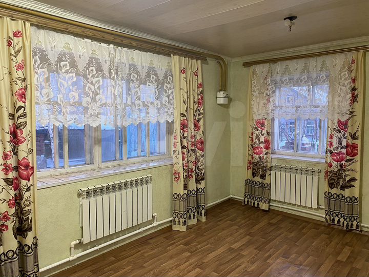 Дом 69 м² на участке 9 сот.