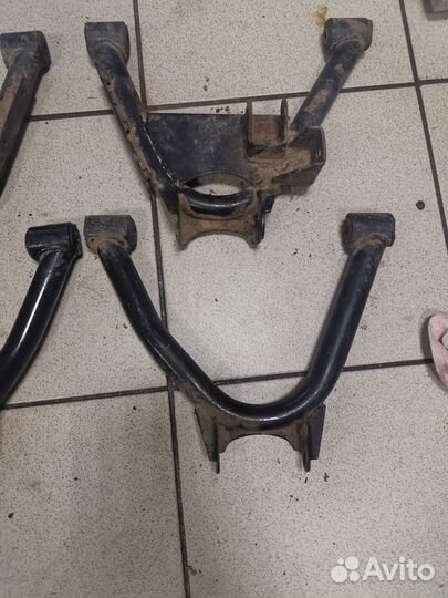 Рычаги задние Stels 500 gt