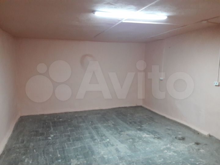 Склад (подвал), 73 м²