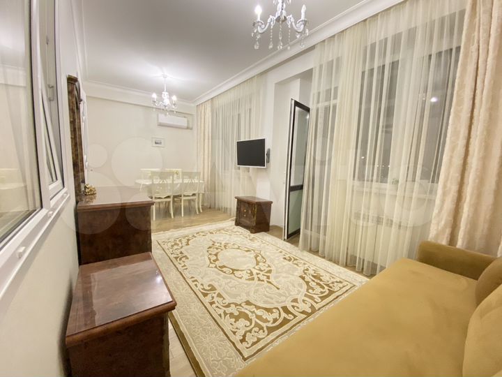 1-к. квартира, 60 м², 9/12 эт.