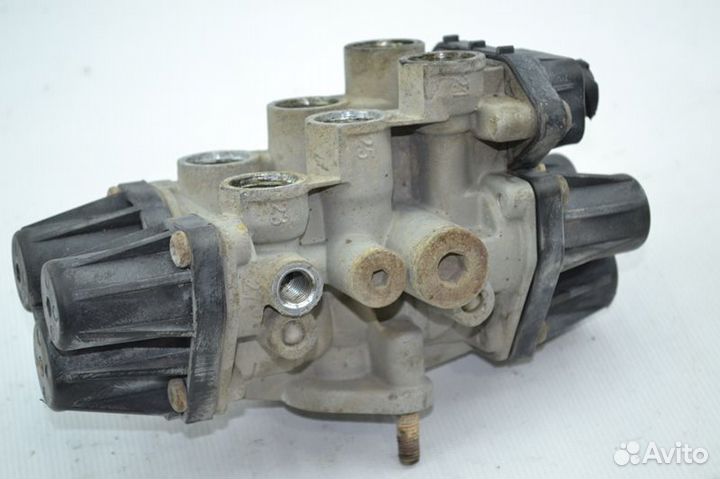 4-х контурный защитный клапан mercedes-benz Actros