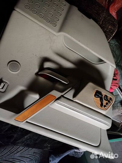 Передние сиденья