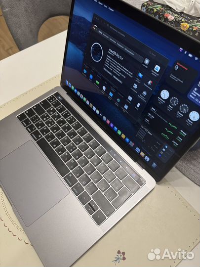 Macbook Pro (13-inch, 2019)