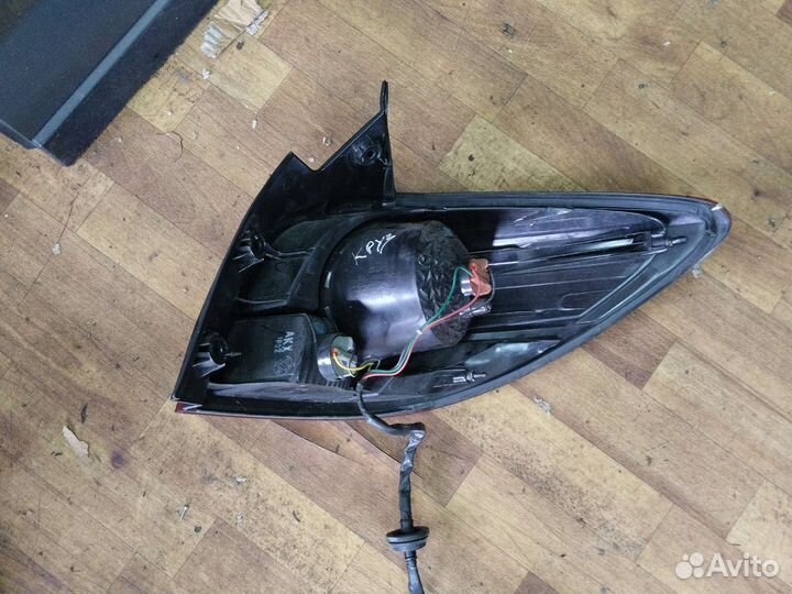 Фонарь задний левый chevrolet cruze хэтчбек