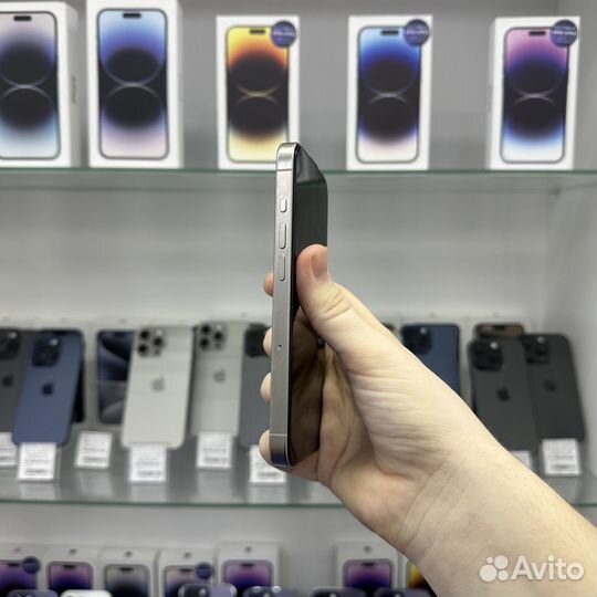 iPhone 15 Pro, 256 ГБ