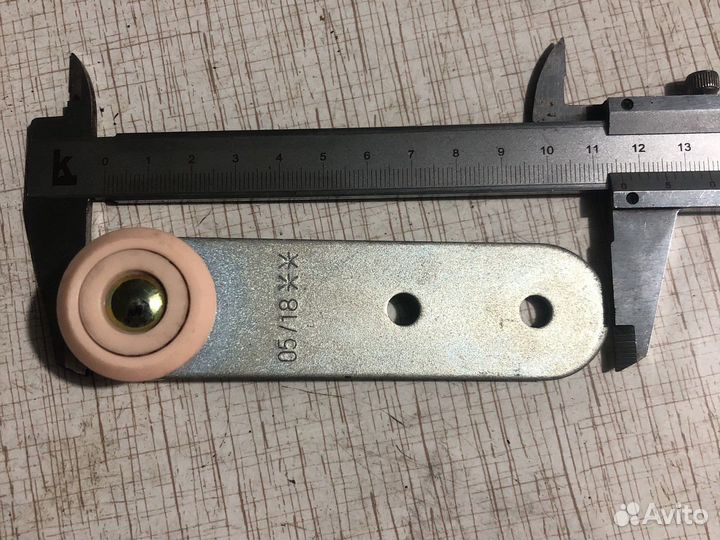 Ролик шторного полуприцепа