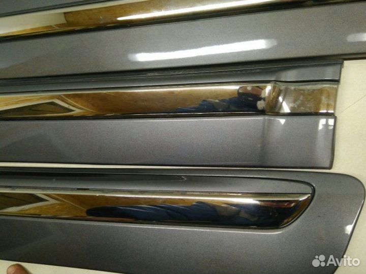 Комплект накладок на двери задний левый Lexus Lx 3