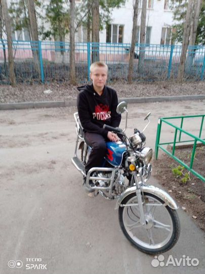 Продаю мопед