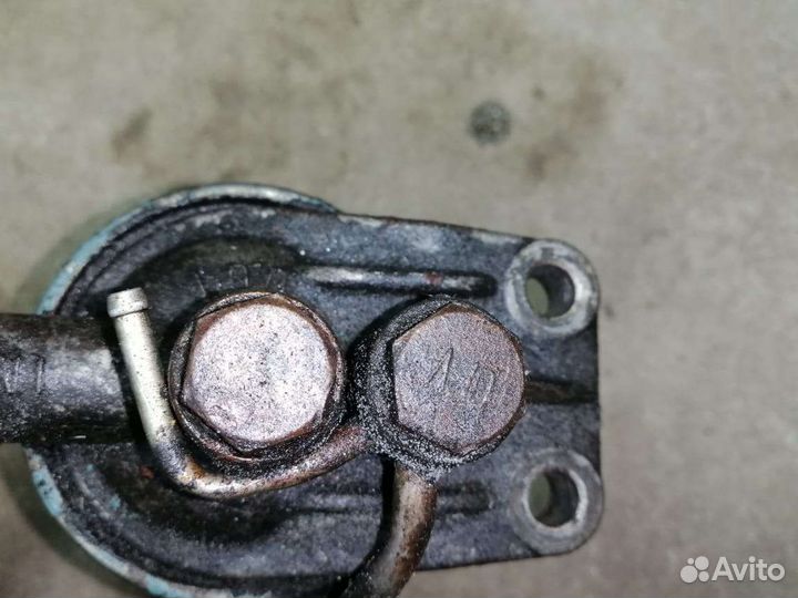 Крепление топливного фильтра Nissan Atlas FD42