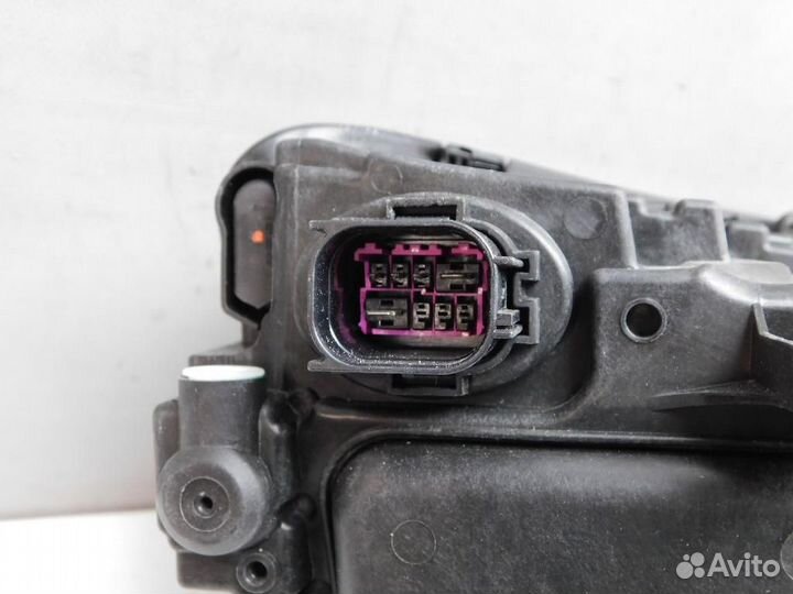 Фара левая Audi A4/RS4