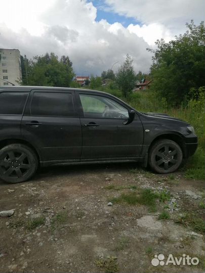 Mitsubishi Outlander 2.0 МТ, 2005, 260 000 км
