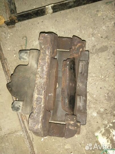 Супорт Рено Меган 3 левый