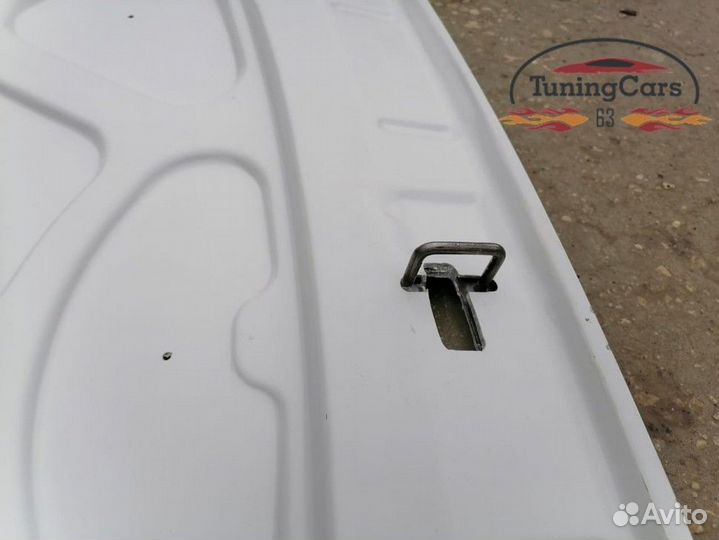 Пластиковый Капот 