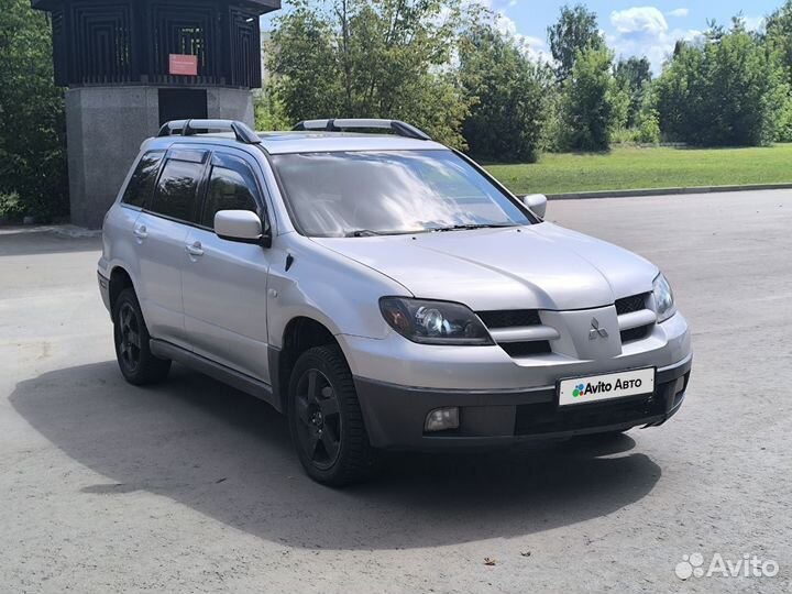 Mitsubishi Outlander 2.4 AT, 2003, 250 000 км