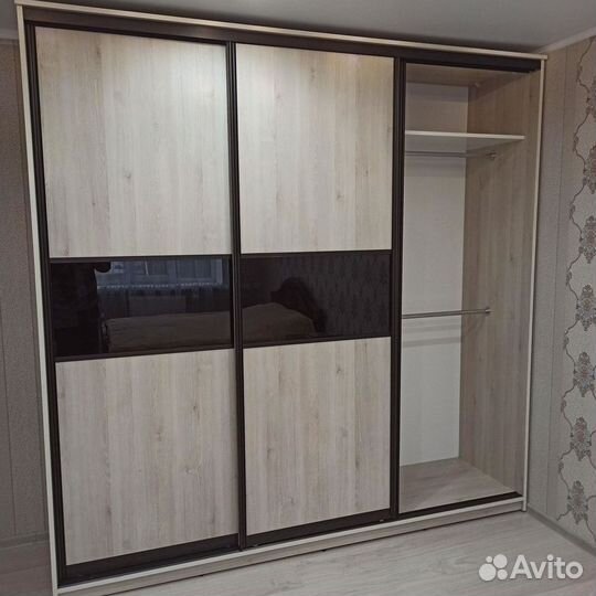 Шкаф купе зеркальный