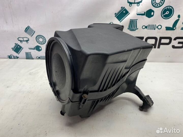 Корпус воздушного фильтра Ford Focus 2 shda 2011