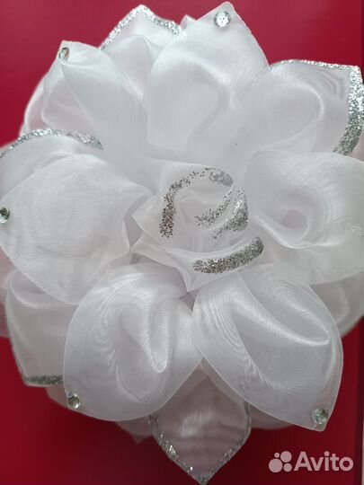 Белые банты для волос