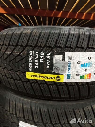 Roadmarch Winter XPro 888 245/40 R18