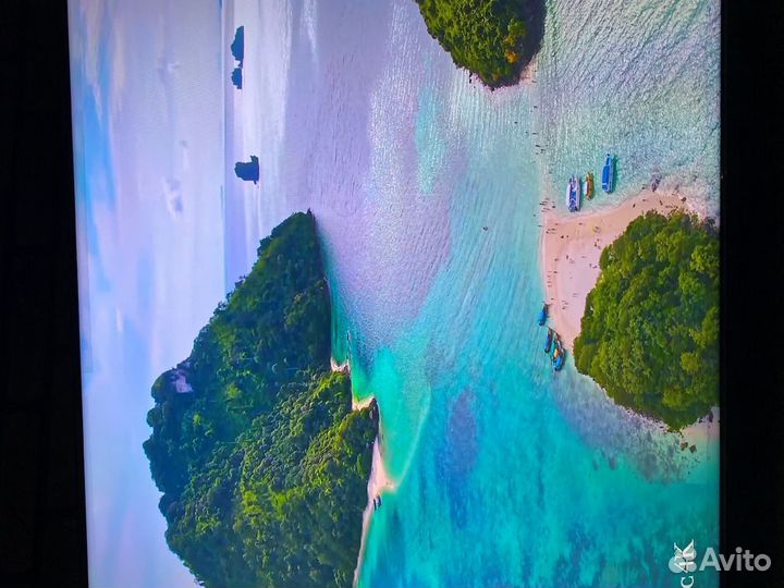 50 4K qled круче Самсунга на Android