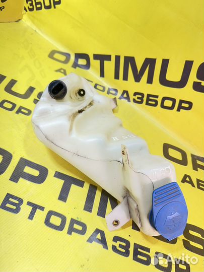 Бачок омывателя стекла Volkswagen Passat B5