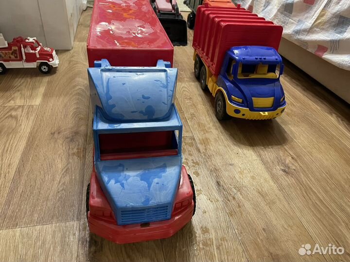 Игрушки машины, грузовики большие