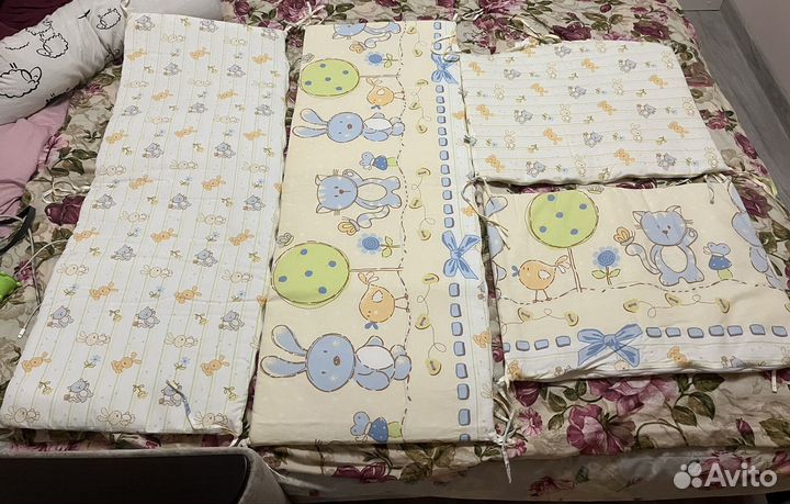 Бортики в кроватку