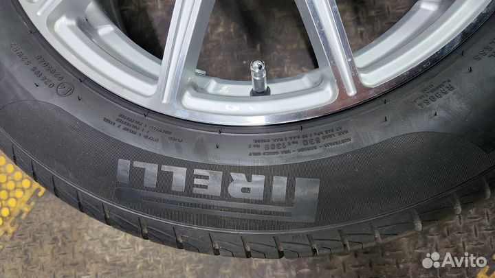 R15 Pirelli 4на100 Dia60.1 отл. сост