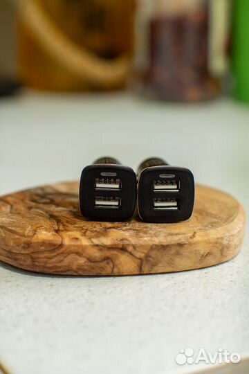 Автомобильное зарядное устройство 5В \ 2,4А