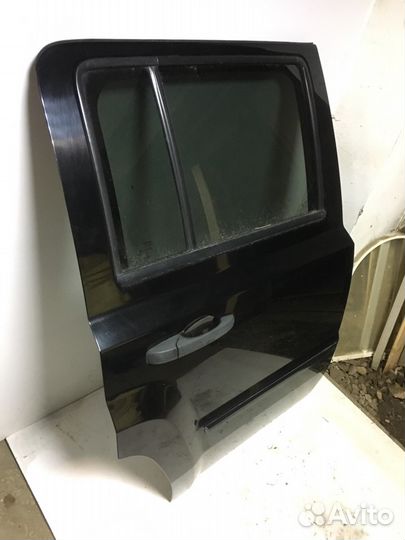 Дверь задняя правая Jeep Liberty MK74 Джип Либерти