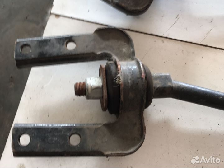 Растяжки передней подвески LADA Kalina