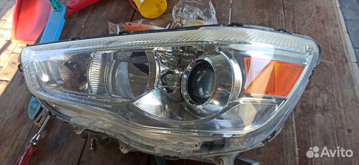 Mitsubishi asx фара левая