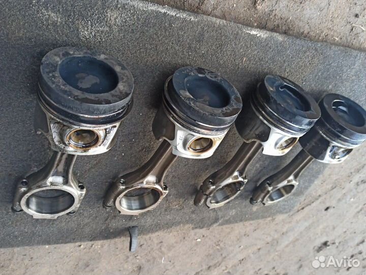 Поршень audi a6 c6 2.0 TDI