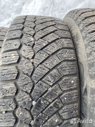 Gislaved Nord Frost 200 205/65 R15