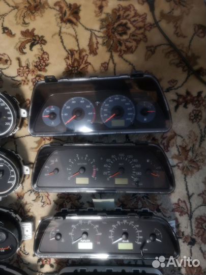 Панели приборов LADA