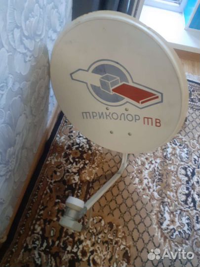 Антенна спутниковая